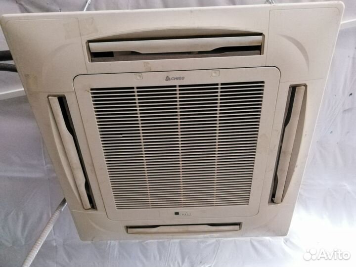 Сплит система потолочная