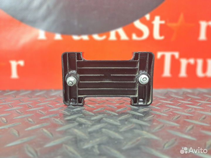 Кронштейн пульта пневмоподвески