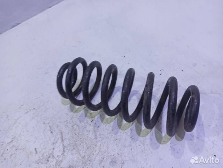 Пружина задняя 33536750352 бмв