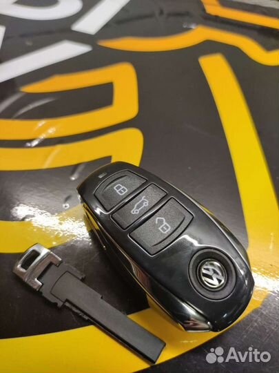 Смарт ключ Volkswagen Touareg NF