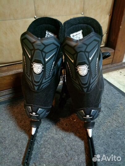 Коньки хоккейные 40 размер