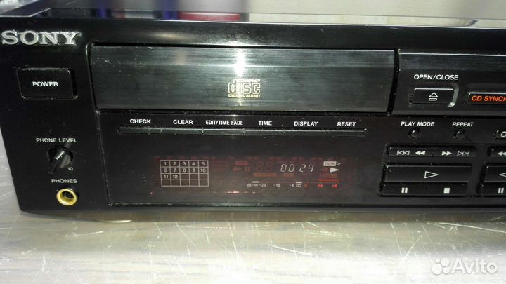 Кассетная дека sony