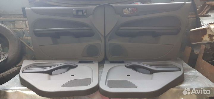 Дверные карты Ford Focus II Рестайлинг, 2009,1.6