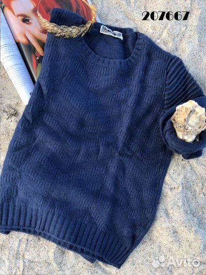 Женский свитер новый