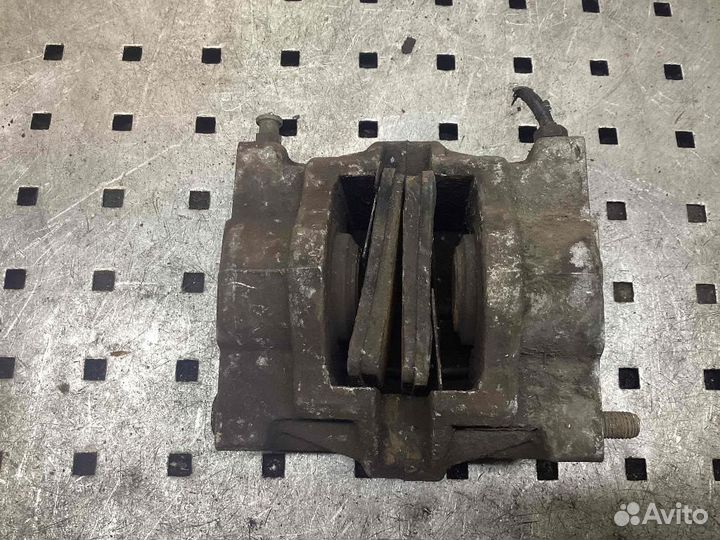 Суппорт задний левый Citroen C5