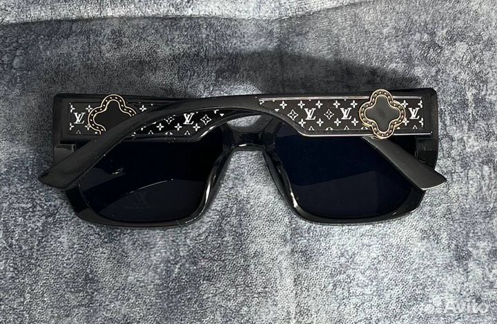 Louis Vuitton очки