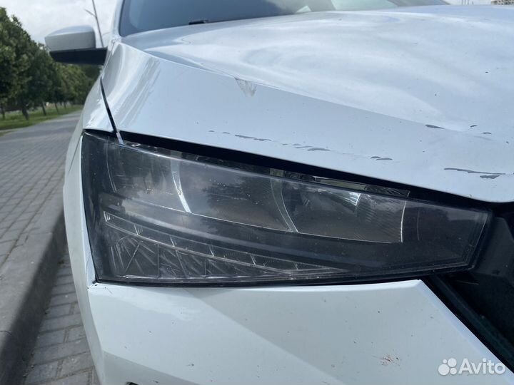 Фара правая skoda rapid 2