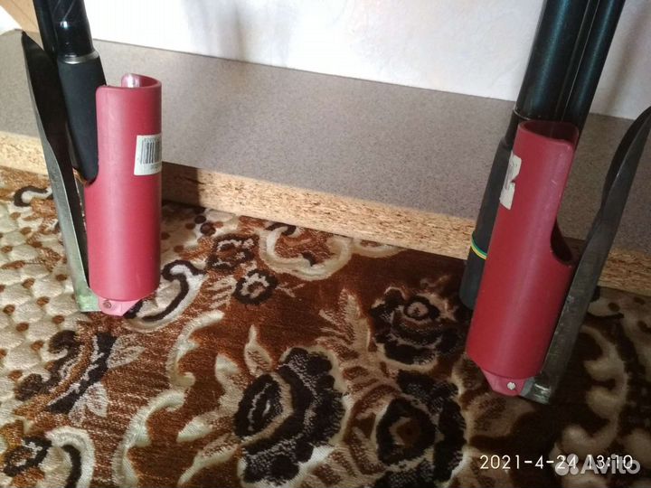 Два карповых удилища