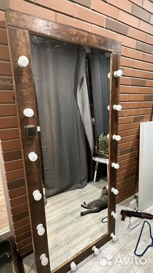 Зеркало гримерное в полный рост с лампочками