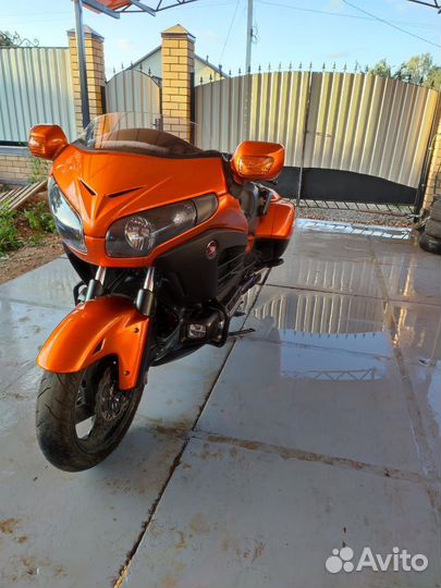 Honda gl 1800 bagger