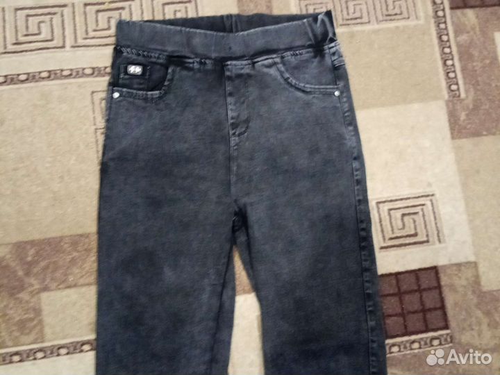 Джинсы женские