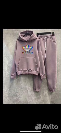 Спортивный костюм женский