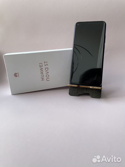 Телефон Huawei Nova 5T