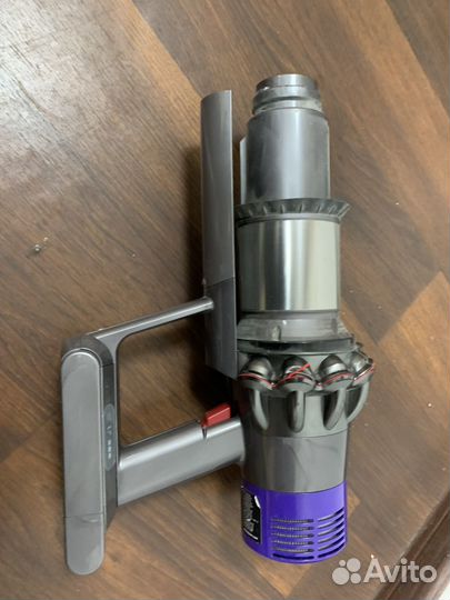Пылесос dyson v10