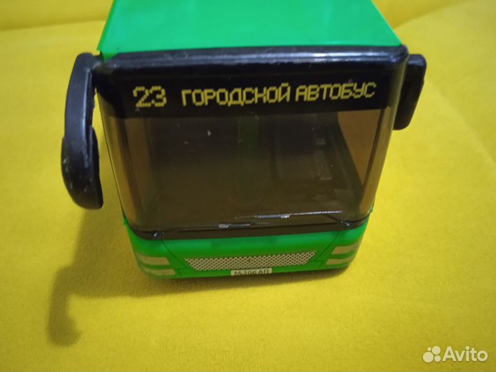 Игрушка автобус