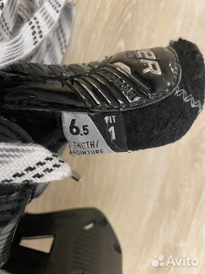 Продам коньки хоккейные Much