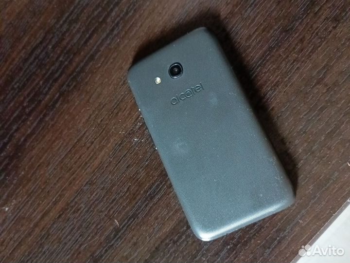 Телефон Alcatel