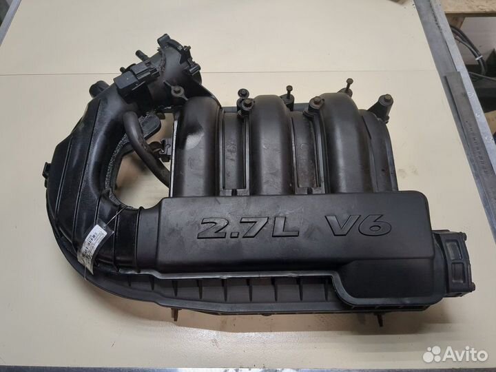 Коллектор впускной Chrysler 300C, 2008