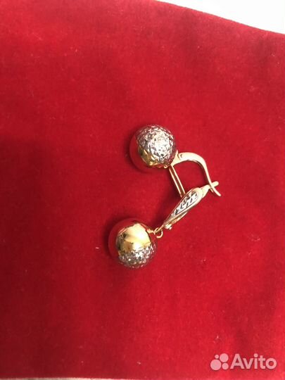Золотые серьги