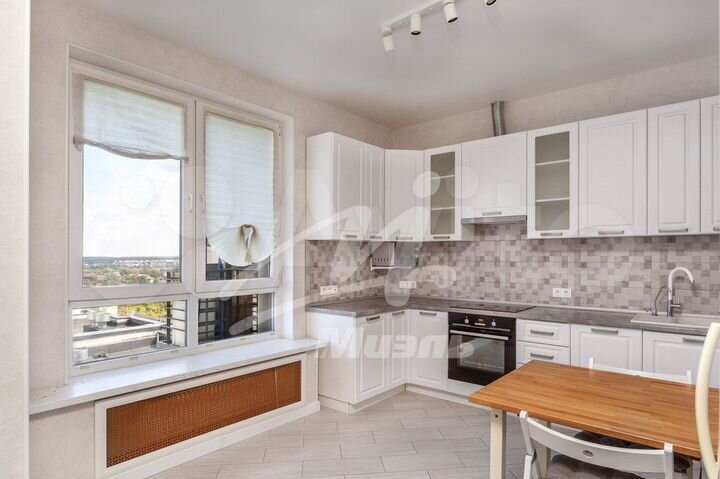 2-к. квартира, 55 м², 12/12 эт.