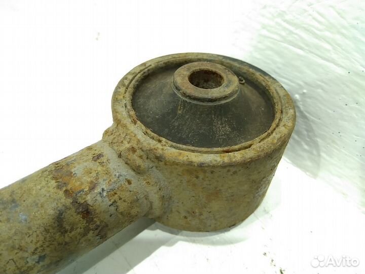 Тяга задняя продольная