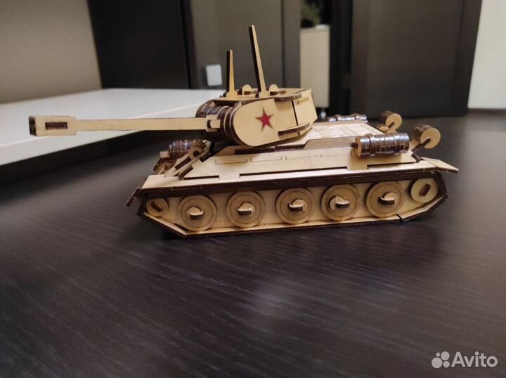 Деревянные модели военной техники