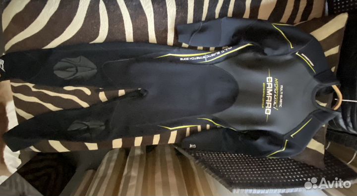 Гидрокостюм Camaro Hydronomic, шлем Urs