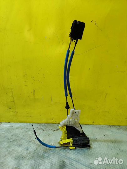 Замок двери передний правый Hyundai Sonata 7 LF