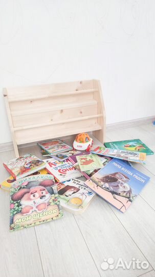 Полочка для книг Эспоо 2