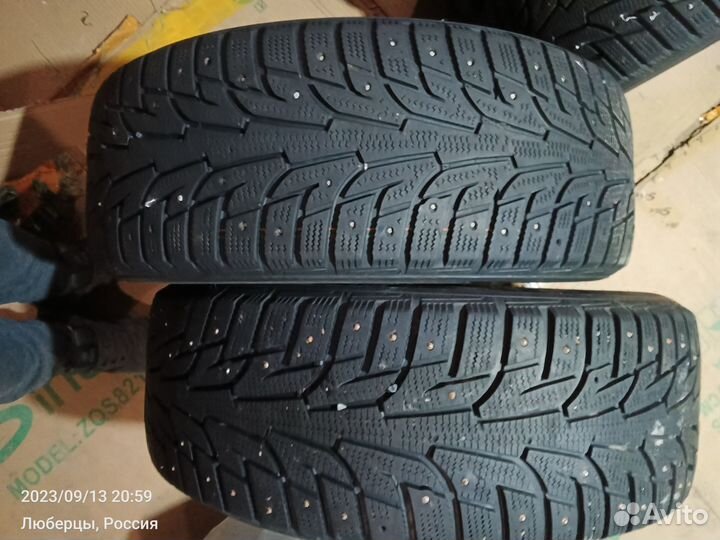 Hankook Winter I'Pike RS2 W429 215/55 R17 98T