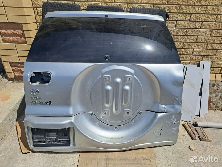 Дверь багажника toyota rav4 2 поколения 2002 год