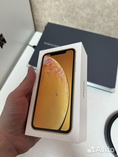 iPhone Xr, 128 ГБ