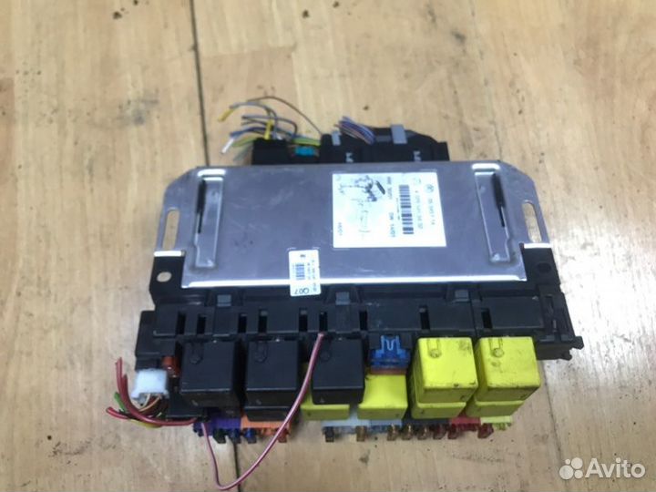 Блок предохранителей Mercedes S-Class W220 2001