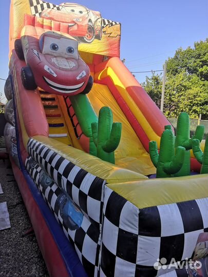 Аренда надувных батутов