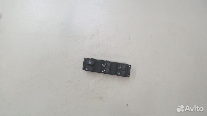 Кнопка стеклоподъемника Hyundai Accent (Solaris)