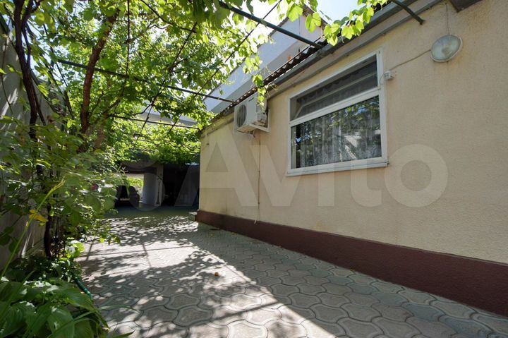 Дом 308 м² на участке 5 сот.