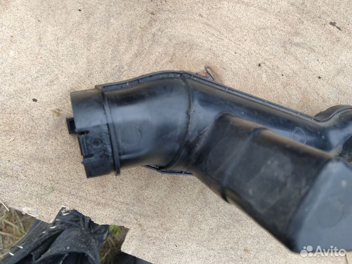 Воздухозаборник для Mitsubishi Lancer 9