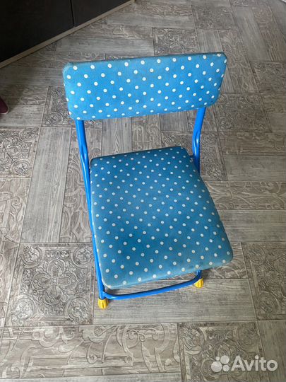 Детский стол и стул