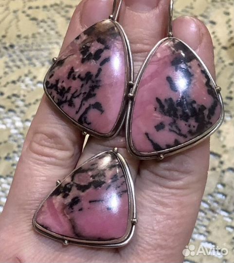 Изделия из натуральных камней