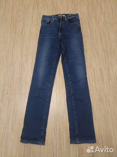 Джинсы levis 2 пары