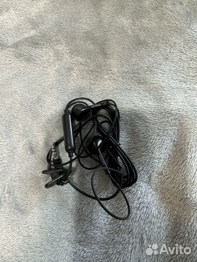 Проводные наушники philips новые