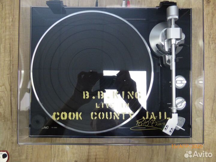 Teac TN-300 проигрыватель винил, особая серия