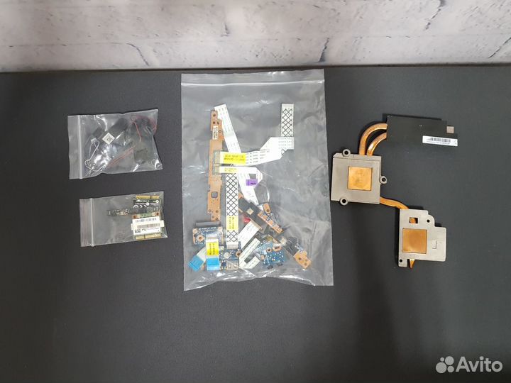 Ноутбук Samsung NP350V5C на запчасти