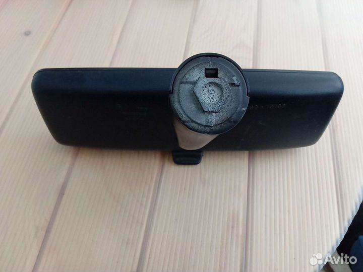 Зеркало заднего вида салонное