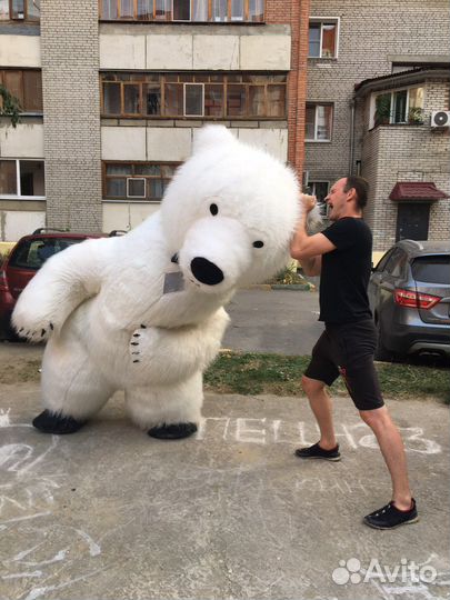 Поздравление Большого Белого Мишки,ростовая кукла