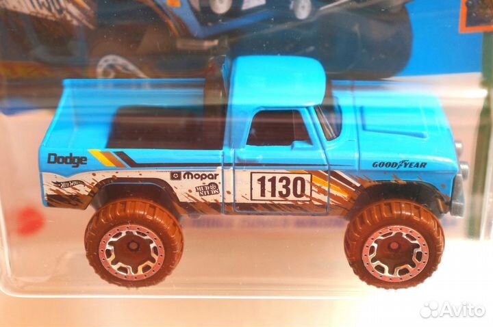 Hot Wheels 1970 Dodge Power Wagon (Blue Dirt)