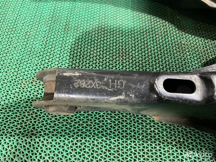 Задние подпружинные рычаги Mazda 6 GJ 2013