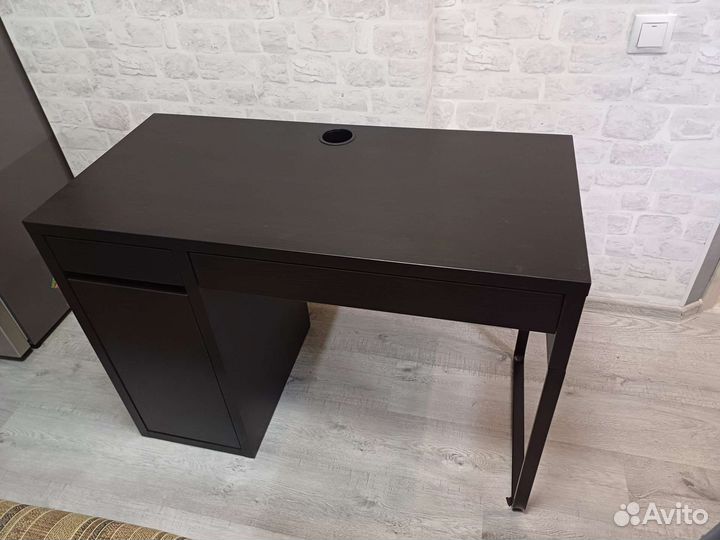Стол писменный micke 105x50 см IKEA 102.447.43