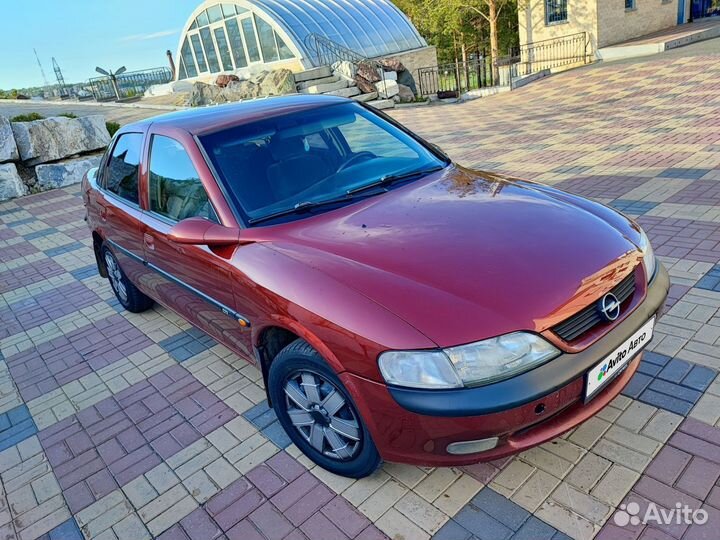 Opel Vectra 1.8 AT, 1995, 244 000 км