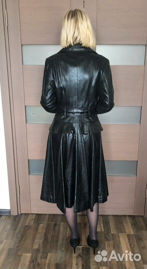 Кожаный плащ Punto новый. Размер S